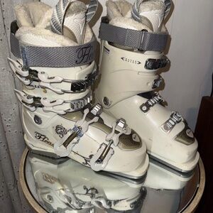 Head Women's White and Gray Winter Ski Boots